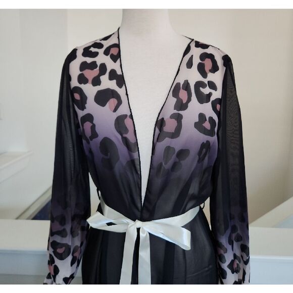 Robe Black and Purple Leopard Print Size S NWOT - Picture 2 of 6